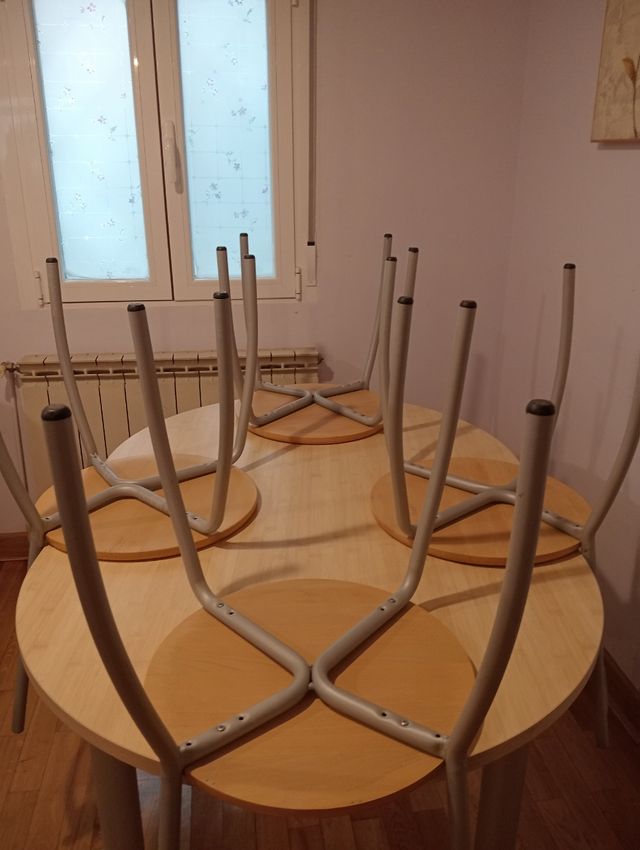 tavolo e 4 sedie