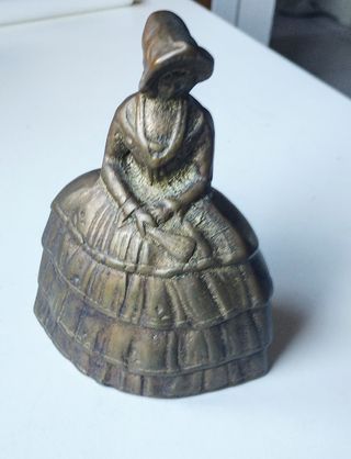 Campana mesa antigua 