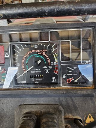 Tractor Massey Fergusson 396 C