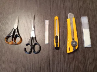 Lote Herramientas Corte - Cutters y Cuchillas