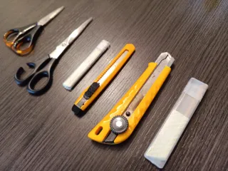 Lote Herramientas Corte - Cutters y Cuchillas