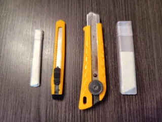 Lote Herramientas Corte - Cutters y Cuchillas