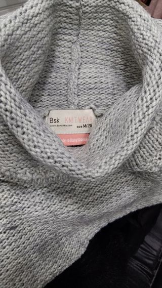 Jersey cuello alto Bershka M