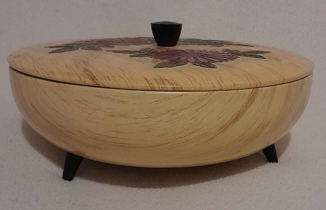 Design anni 60: scatola metallo caramelle Sperlari