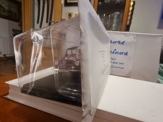 Renault 4 CV  a escala 1:24