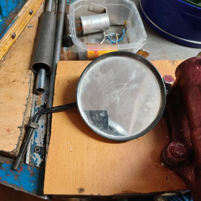 Movilete con papeles