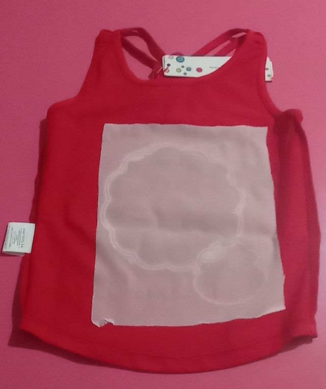 Camiseta de tirantes, edad 4 años.