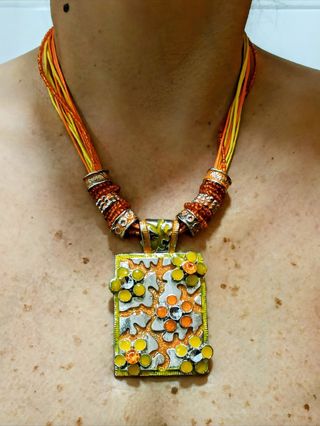 Conjunto de collar y pendientes Vintage 