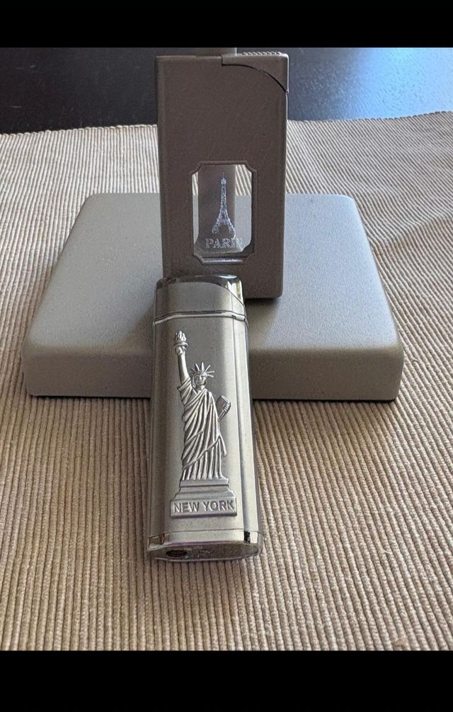 Accendini Parigi New York