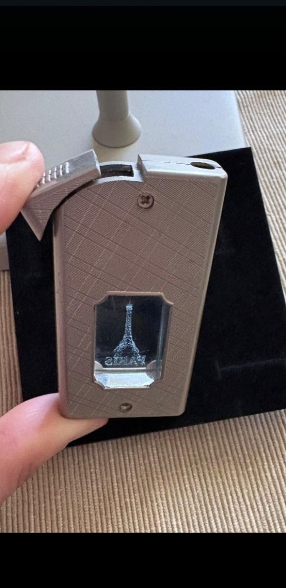 Accendini Parigi New York