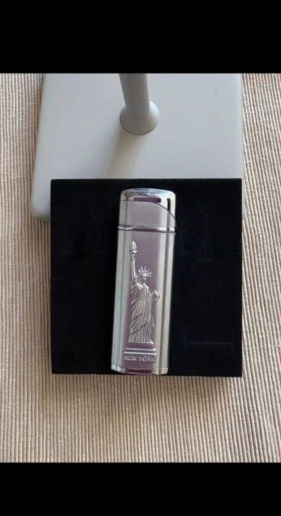 Accendini Parigi New York