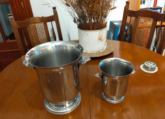 Cubetti di ghiaccio in metallo