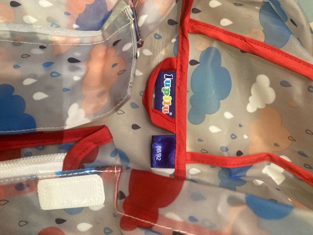 Botas de agua y chubasquero