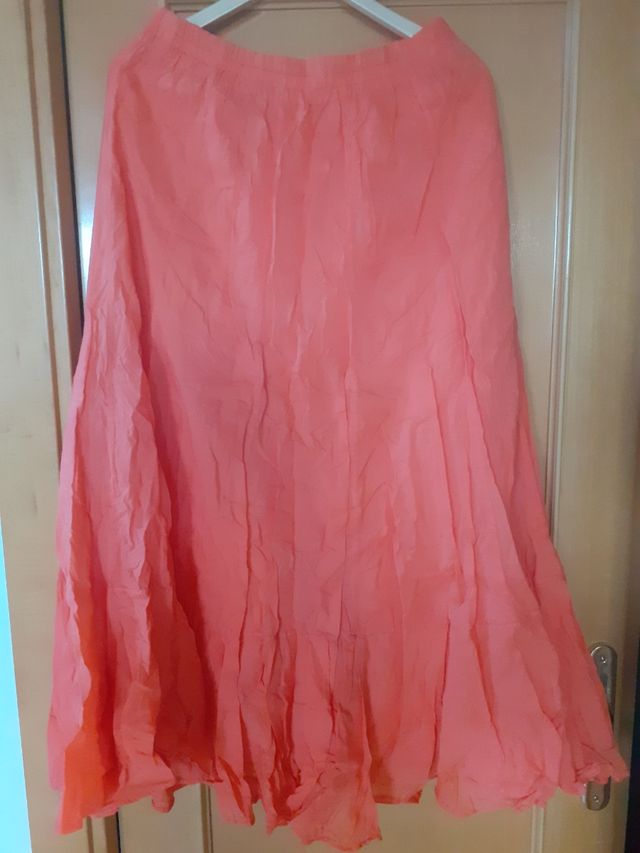 Falda larga con vuelo