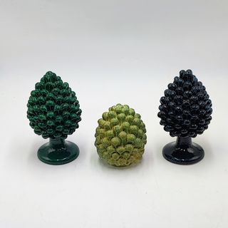 Trio di Pigne in Ceramica di Caltagirone 
