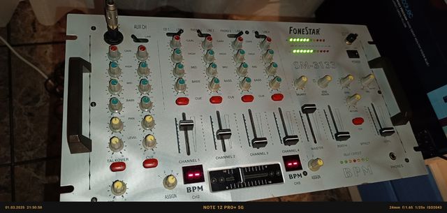 Mesa de MESCLAS fonestar