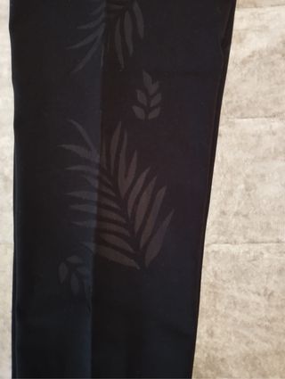 Leggings Desigual negro con transparencias