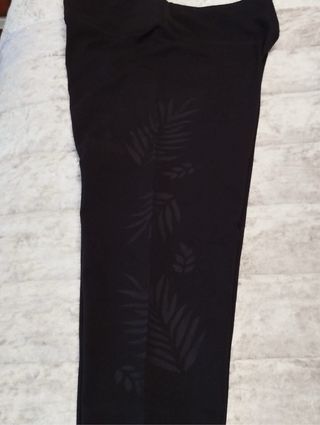 Leggings Desigual negro con transparencias
