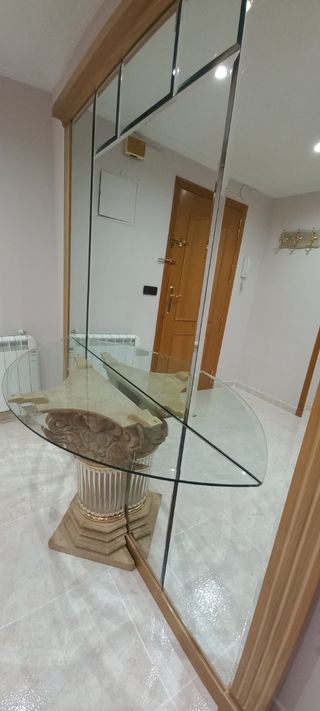 Recibidor con espejo