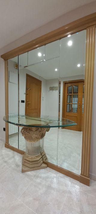 Recibidor con espejo