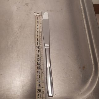 Cuchillos y paletas de pescado