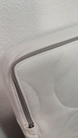 Cuna y colchón Ikea