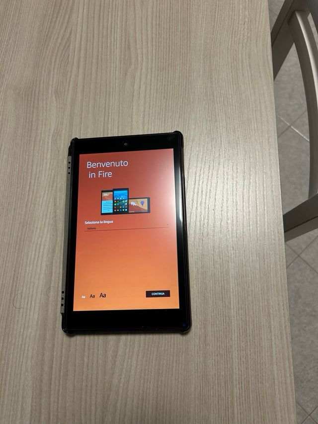 Amazon Kindle FireHD8 32 GB