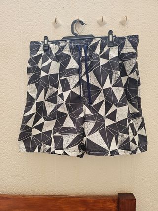 Short talla  xl marca  crivit 