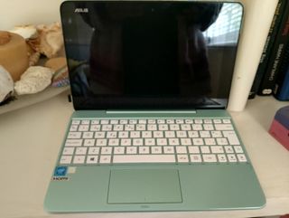 ASUS book 