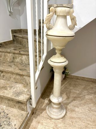 Lampara de pie de mármol