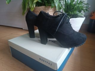Botines negros T.38