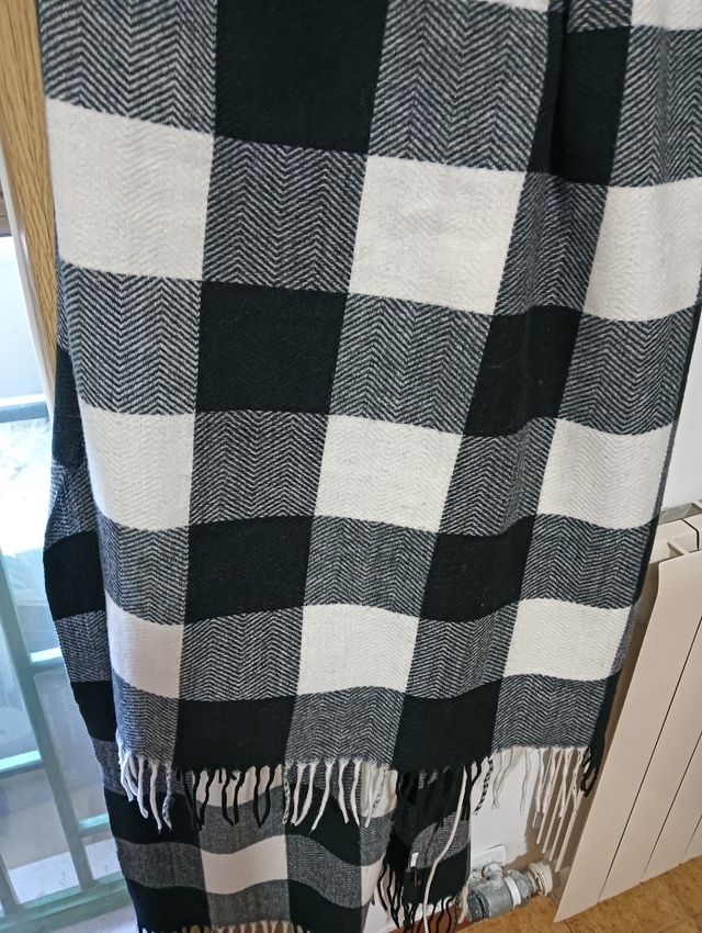 Due sciarponi per donna