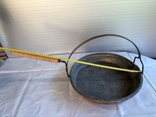 Antica padella in rame centrotavola