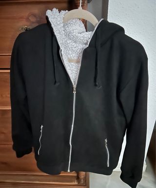 Cazadora unisex T/S de Zara
