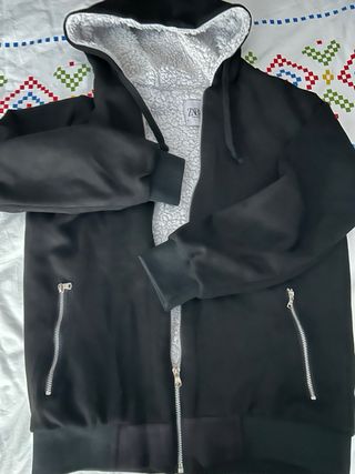 Cazadora unisex T/S de Zara