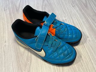 Nike multitacos 34 VNIC