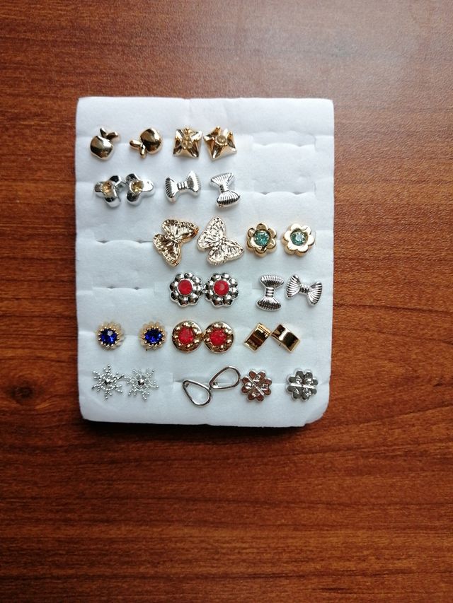 Pendientes plástico 0,5 euros