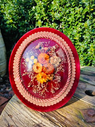 CUADRO VINTAGE OVALADO CON FLORES SECAS