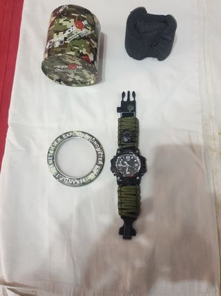 Reloj militar nuevo sin estrenar 