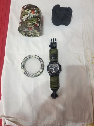 Reloj militar nuevo sin estrenar 