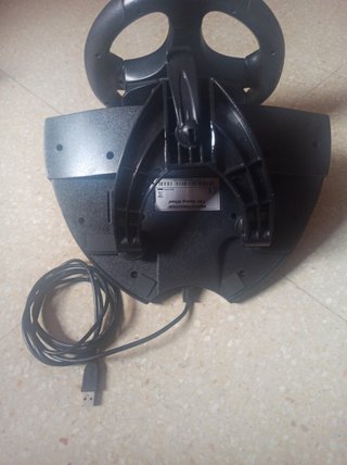 VOLANTE Y PEDALES PS3 Y PS4