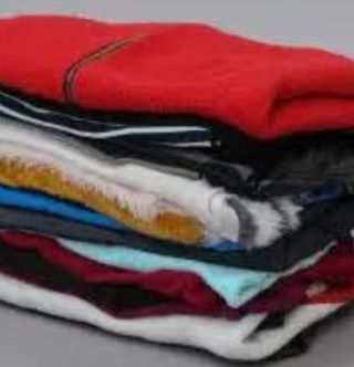 18 kilos ropa usada de marca de mujer