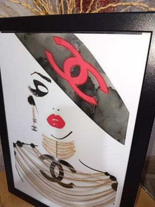 Chanel Ragazza con perle Quadro