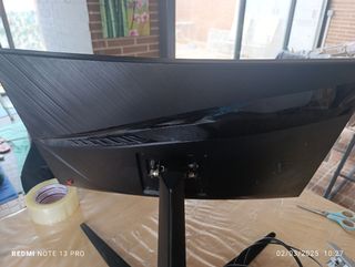 Monitor Garmin curvo