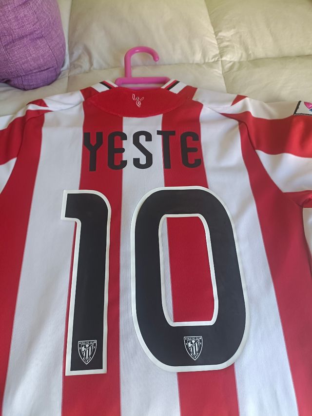 CAMISETA ATHLETIC CLUB. YESTE. TALLA M