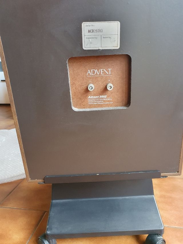 Casse acustiche ADVENT 3002