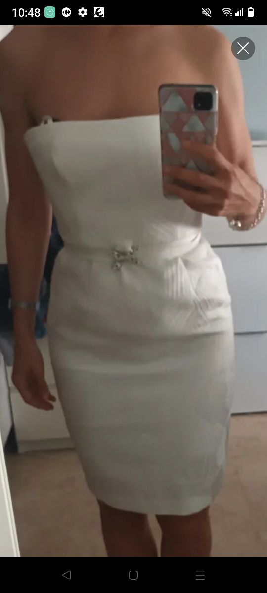 Vestido firma Bcbg Maxazra