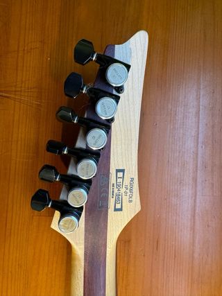 Guitarra Ibañez Mas Cable de Conexion Fender