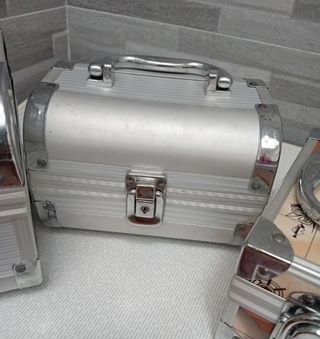 Cassapanche e gioiellieri