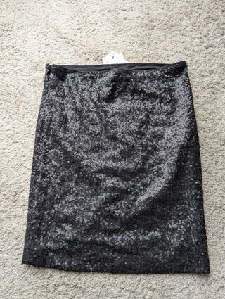 Falda lentejuelas negra Stradivarius TS